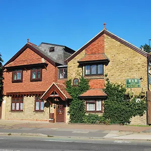 Oakwood Heathrow Bed & Breakfast