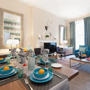 The South Charlotte Apartment