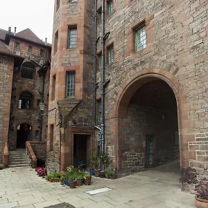 Historic Dean Village Treasure, Sleeps 4 Apartment