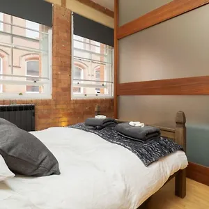 Stylish And Comfortable Lace Market Studio Apartment