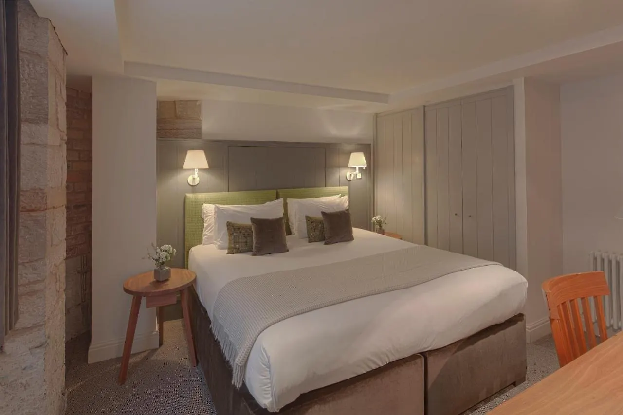 Cheval Old Town Chambers Aparthotel Edinburg