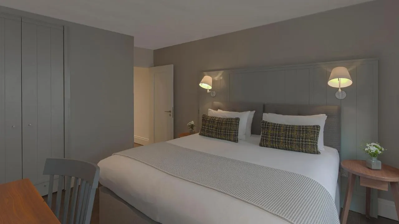 Cheval Old Town Chambers Aparthotel Edinburg