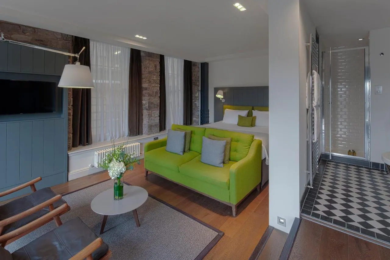 Cheval Old Town Chambers Aparthotel Edinburg