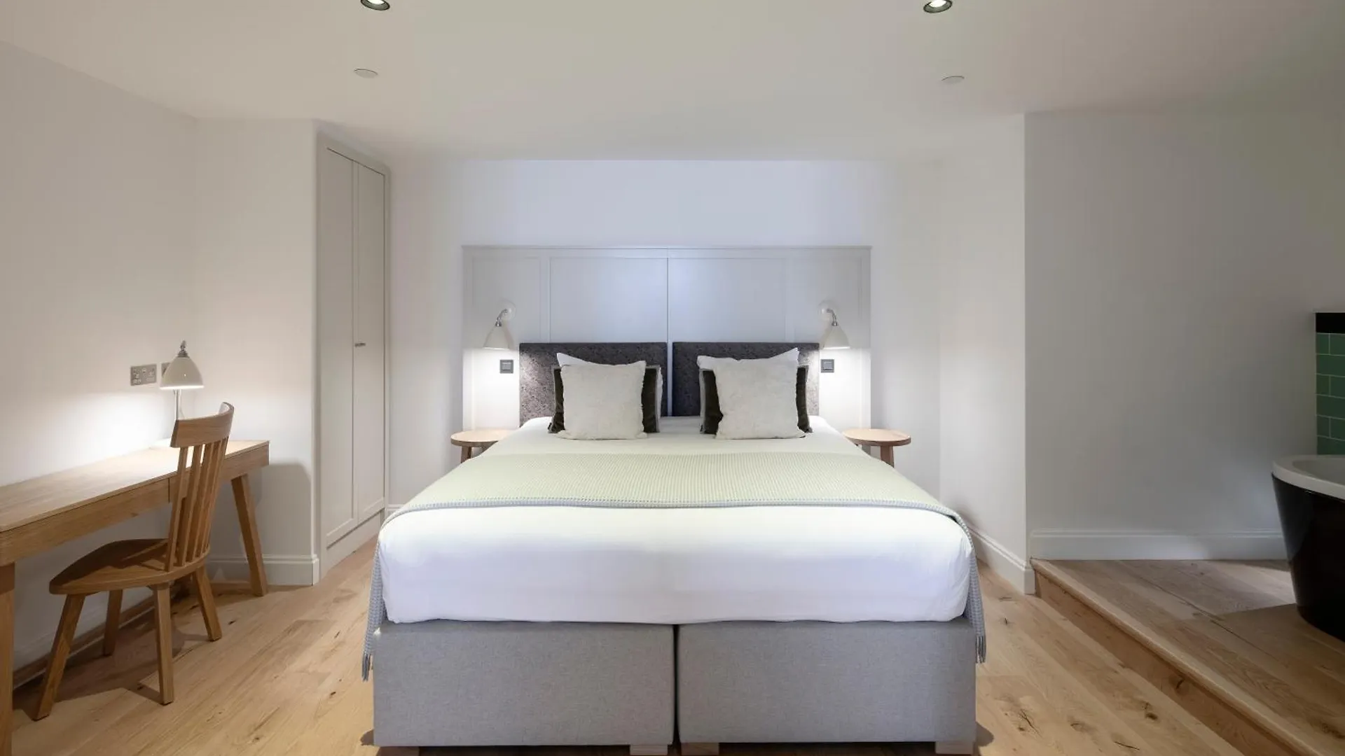Cheval Old Town Chambers Aparthotel Edinburg