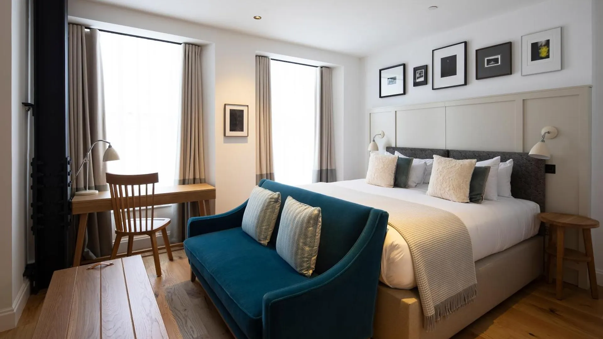 Cheval Old Town Chambers Aparthotel Edinburg 5*,